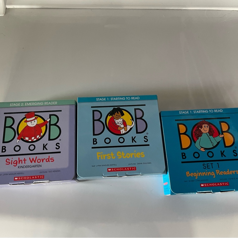 Scholastic BOB Books Set with Sight Words and Stories